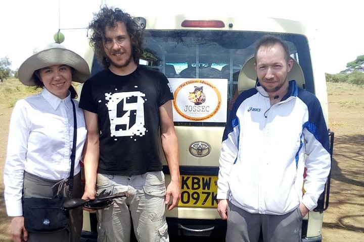 5 Days Masai Mara, Nakuru & Naivasha Safari with Hell’s Gate Adventure